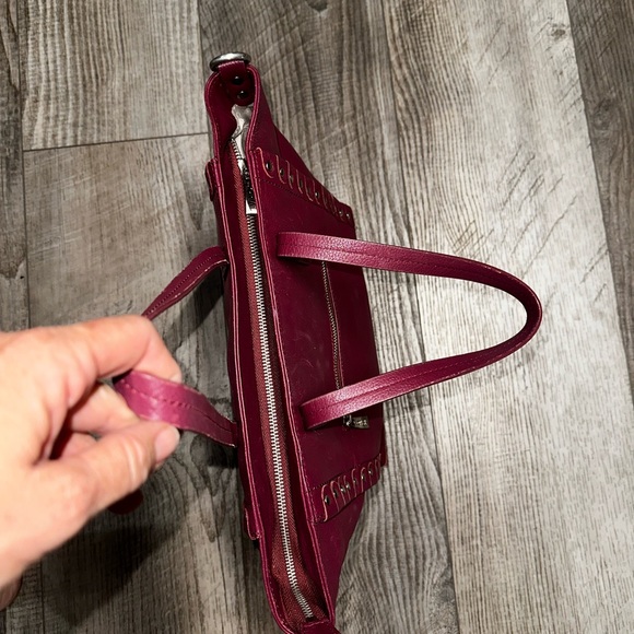 Sorial red pebbled leather shoulder bucket bag tote - Picture 9 of 9